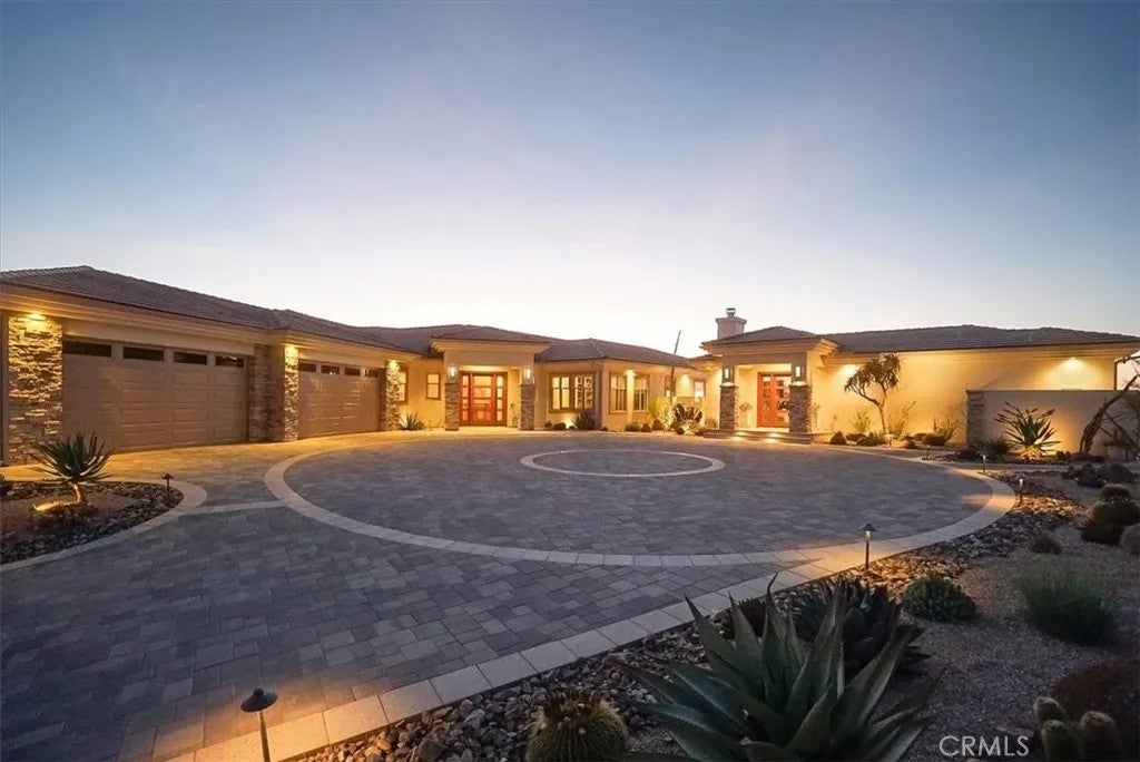 12457 Rancho Heights Road — photo