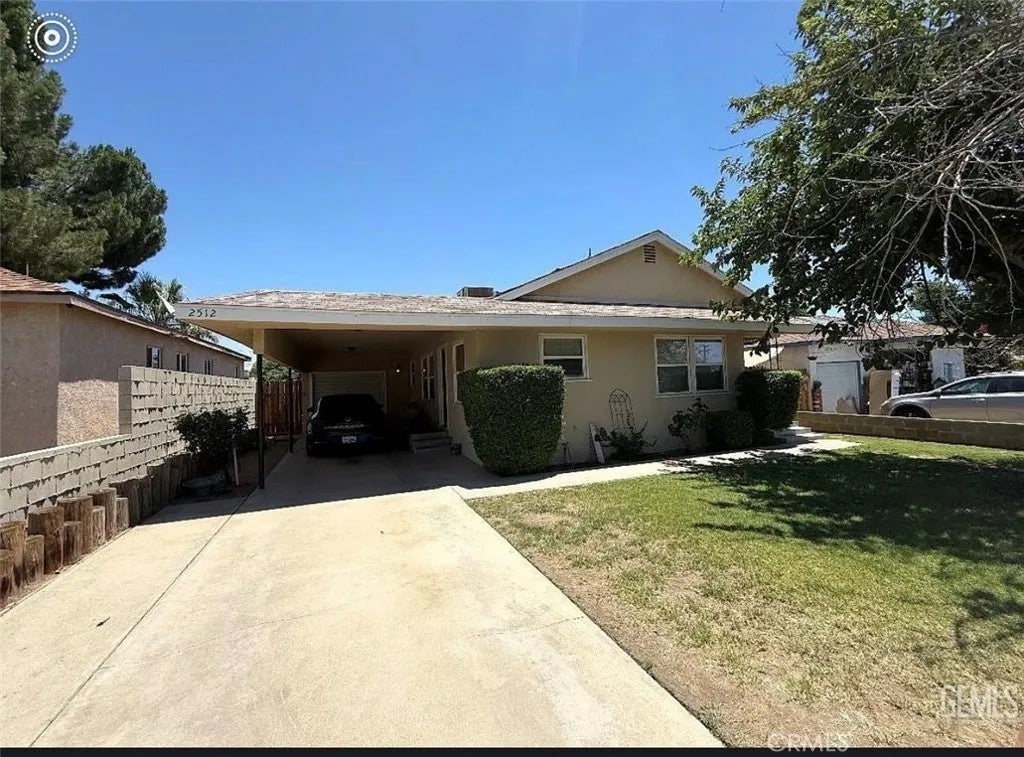 2512 Barnett — photo