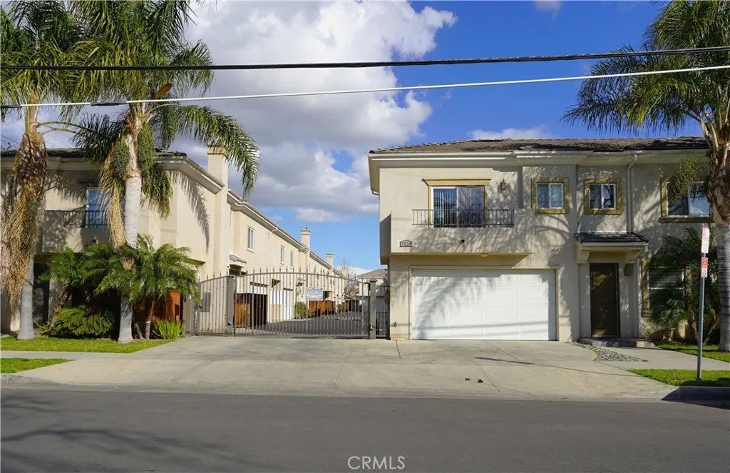 7124 Farralone Avenue 110 — photo