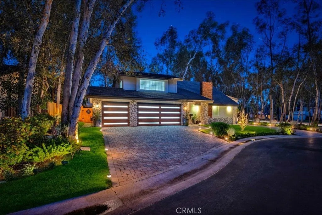 22582 Charwood Circle — photo