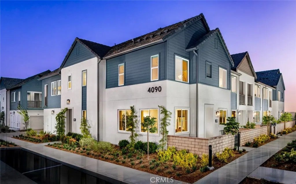 4154 S S. Wildflax Paseo 108 — photo