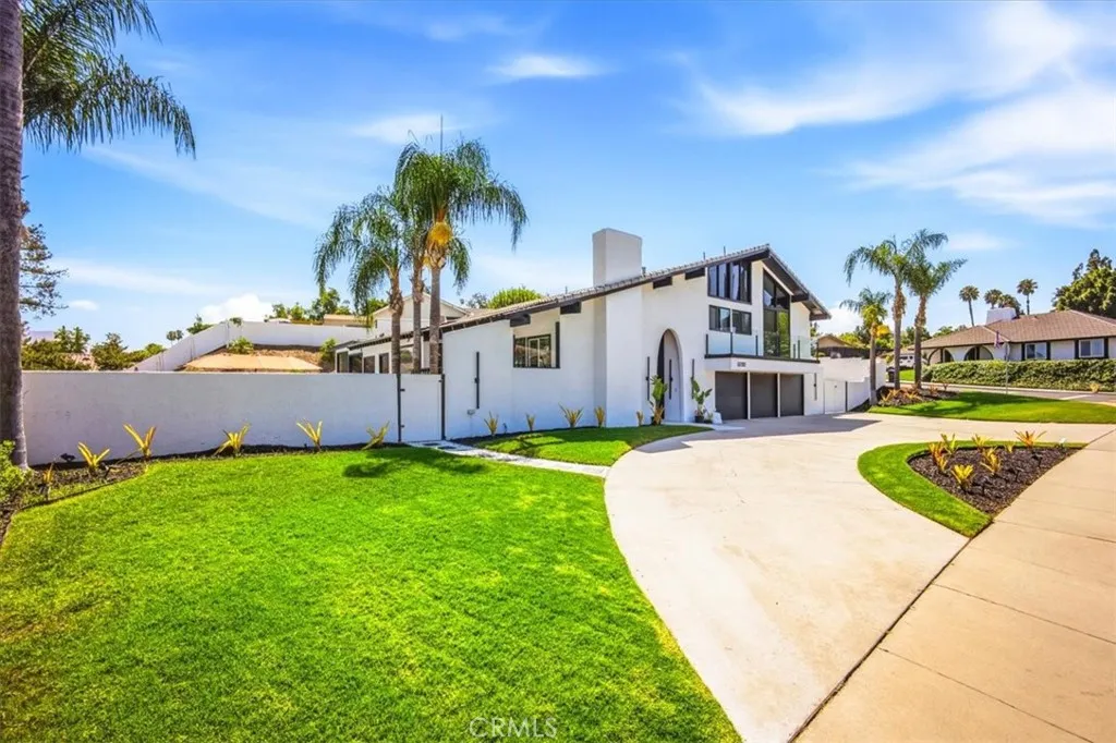 6190 Shaker, Riverside, CA 92506 — photo 2