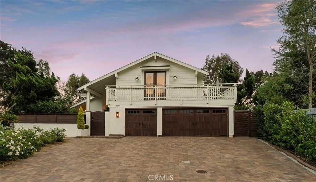 8239 Sugarman Drive — photo