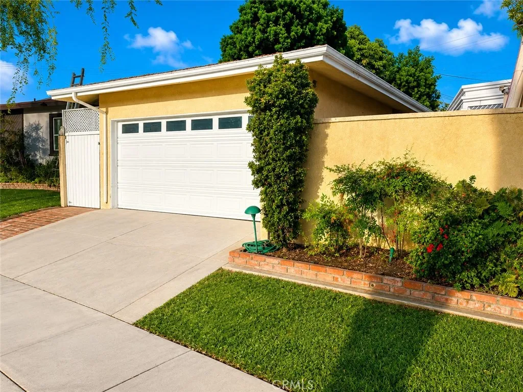 6414 E Willow, Long Beach, CA 90815 — photo 2