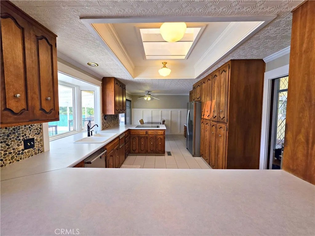 11901 Kern River — photo