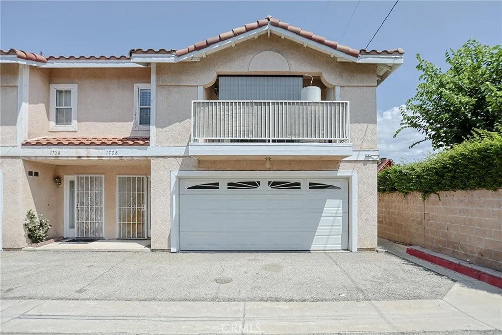 1708 S Angel Court — photo
