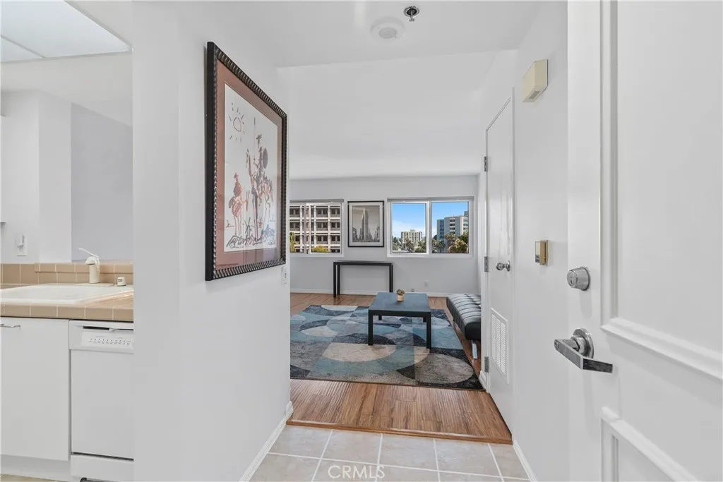 525 E Seaside #710, Long Beach, CA 90802 — photo 2
