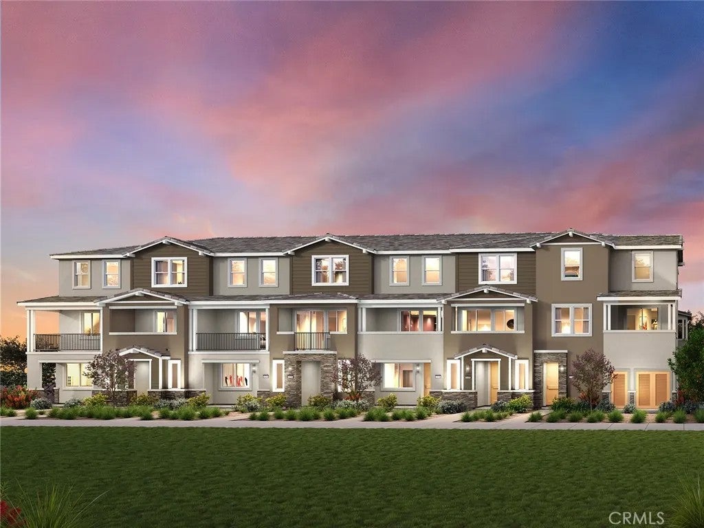 1002 Lotus Drive — photo
