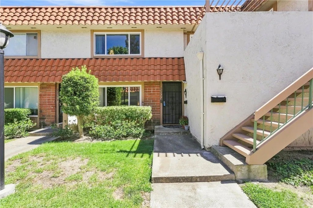 22754 Madrid — photo
