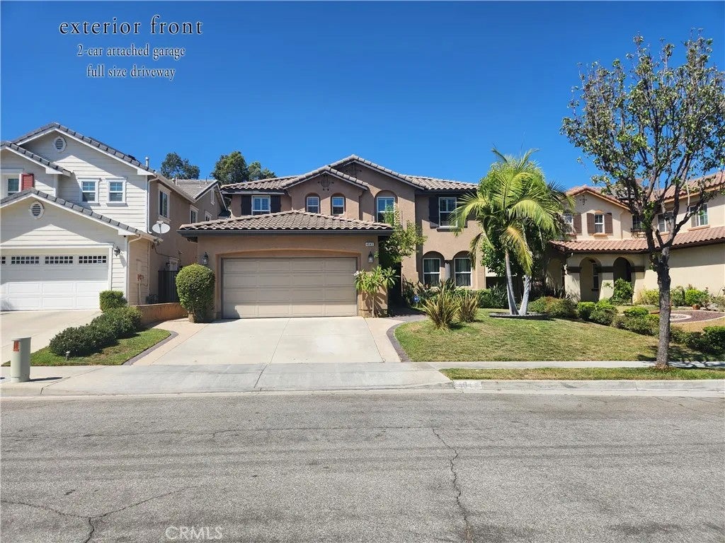 4043 Cedarwood Court — photo