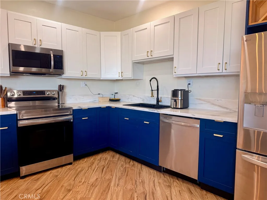 2575 E 19th, Signal Hill, CA 90755 — photo 3