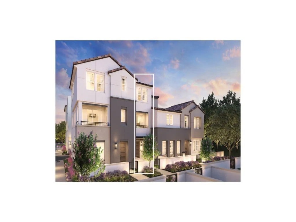 15660 Valencia Drive — photo