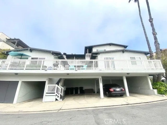111 Santa Ana # 5 — photo