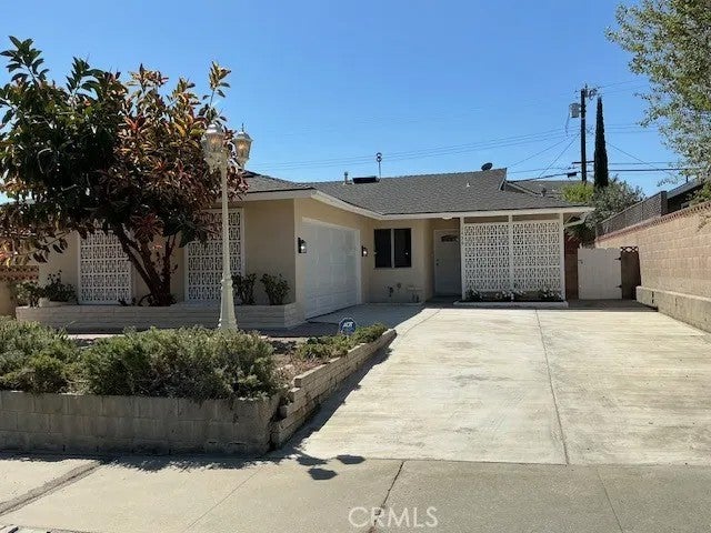 1458 243rd Street — photo