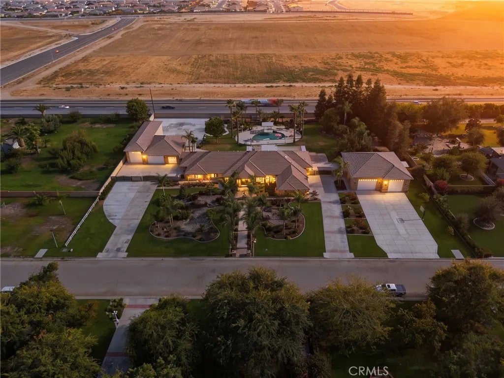 17041 Anelura Court — photo