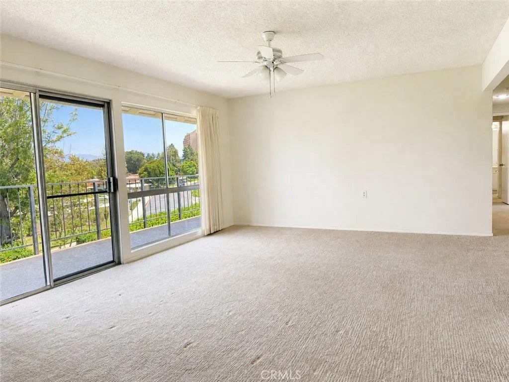 5348 Algarrobo O — photo