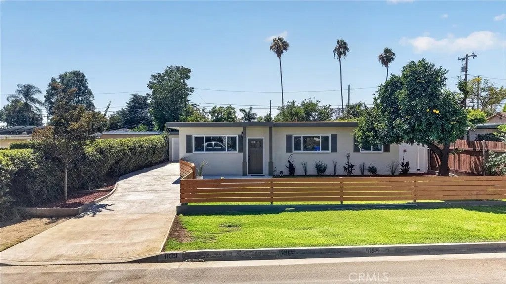 1829 Park Rose — photo