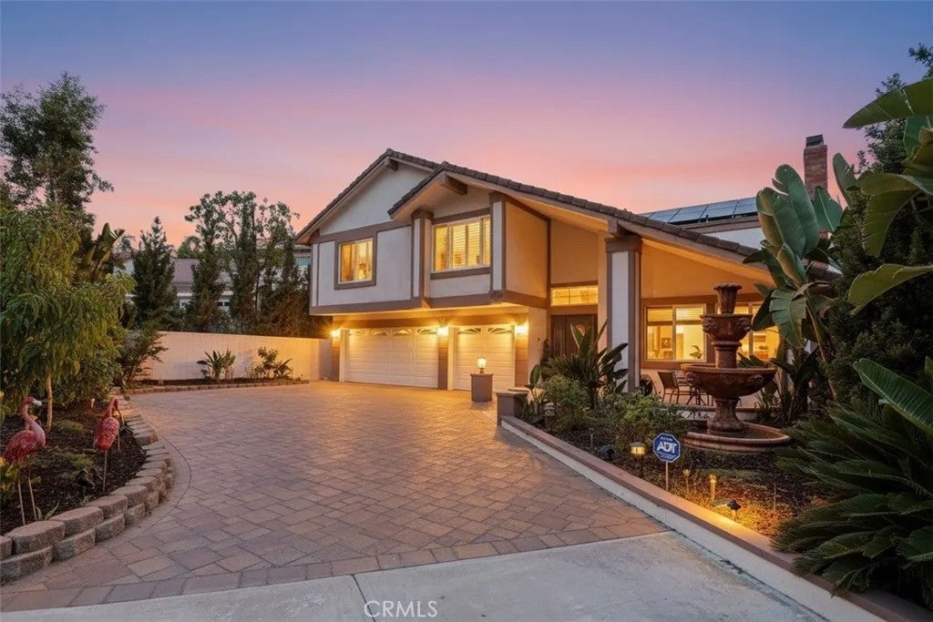 6425 E Shady Valley — photo