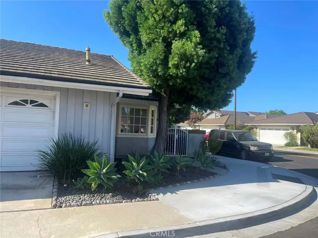 2 Redhawk, Irvine, CA 92604 — photo 2