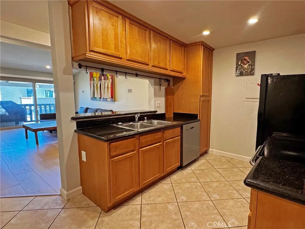 1345 Cabrillo Park E10 — photo