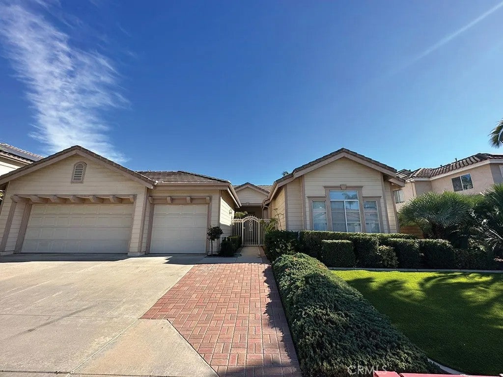 236 Downey Lane — photo