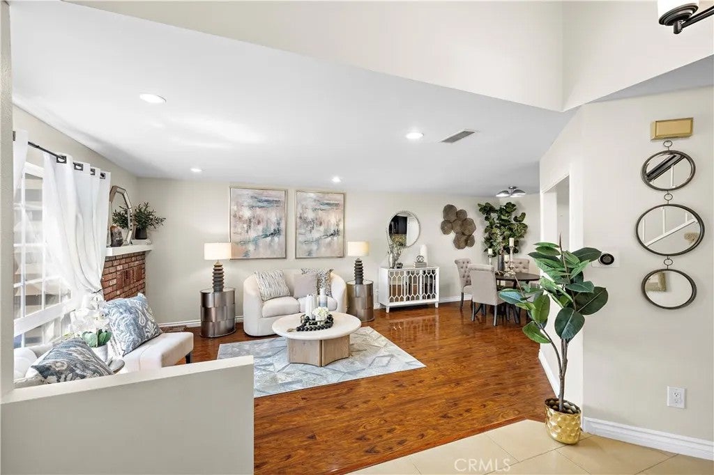 2321 S Mira Court 151 — photo