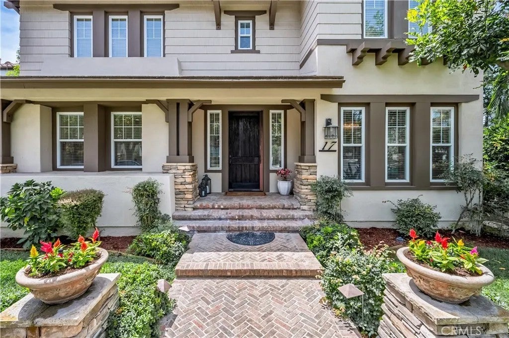 17 Winslow — photo