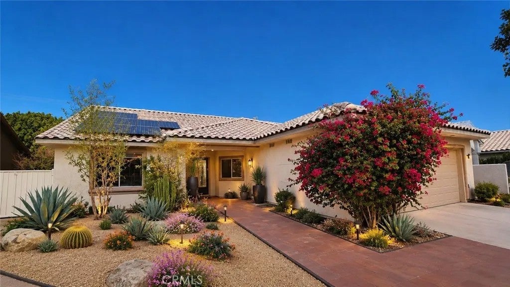 68050 Encinitas — photo