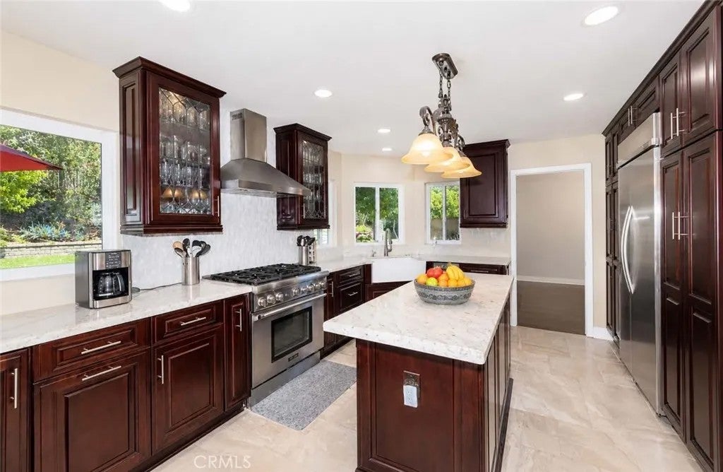 5505 Green Hollow Lane — photo