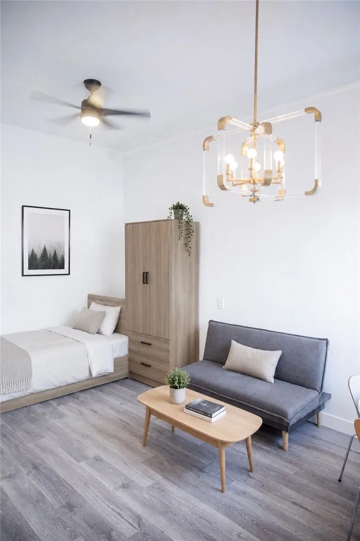 5908 Atlantic Ave Unit #F — photo