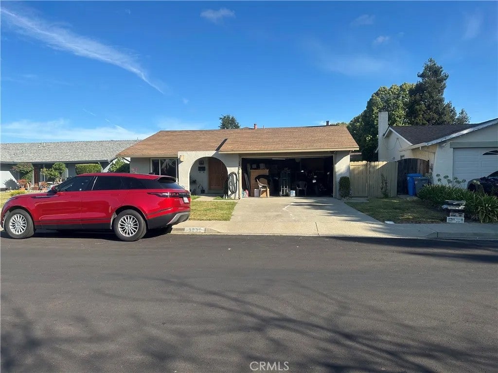 3239 Santa Paula — photo