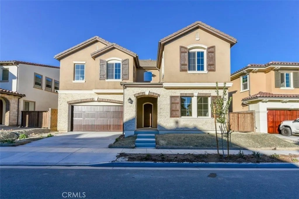 5627 Heritage Oak Dr — photo
