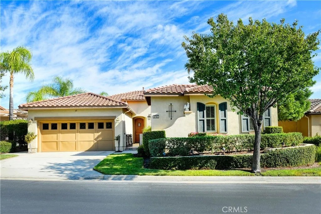 8784 Larkspur Dr. — photo