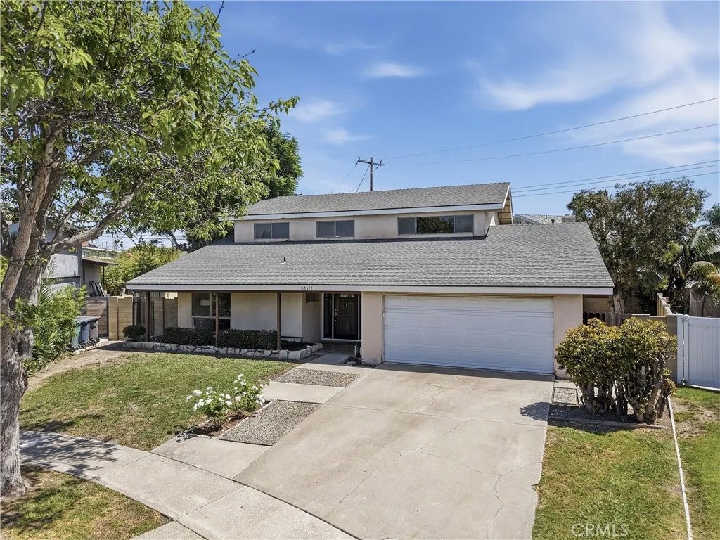 17372 Mira Loma Circle — photo