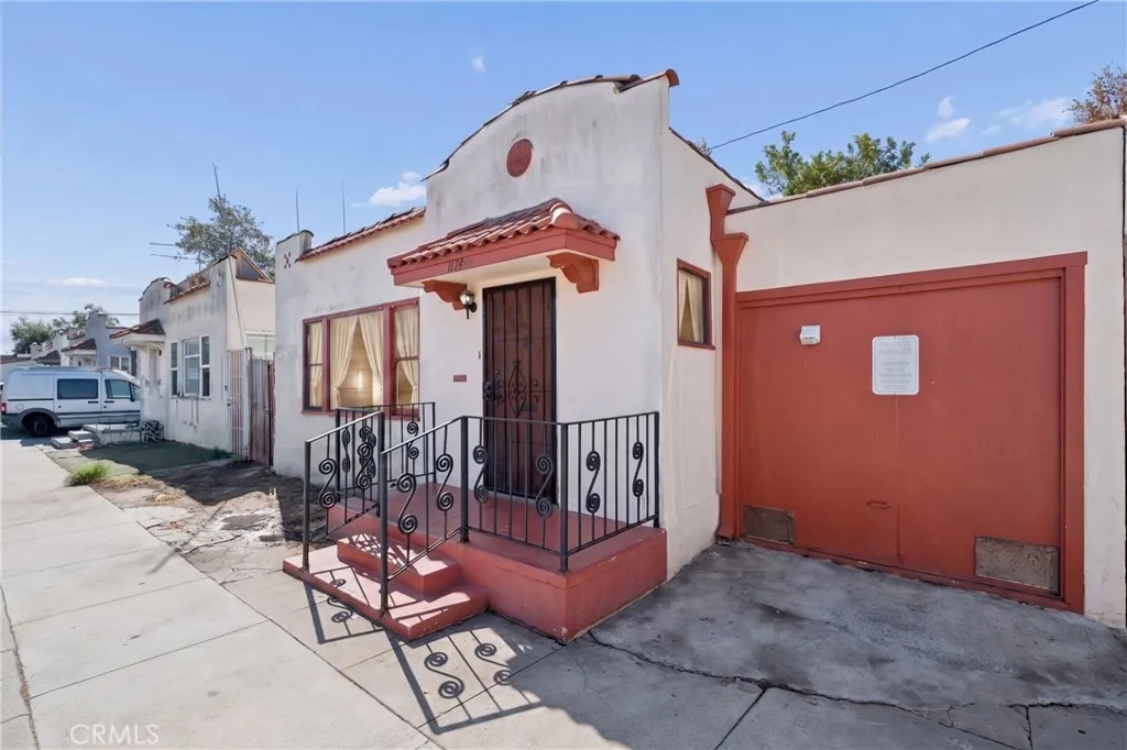 1174 E 9th Street, Long Beach, CA 90813 — photo 2