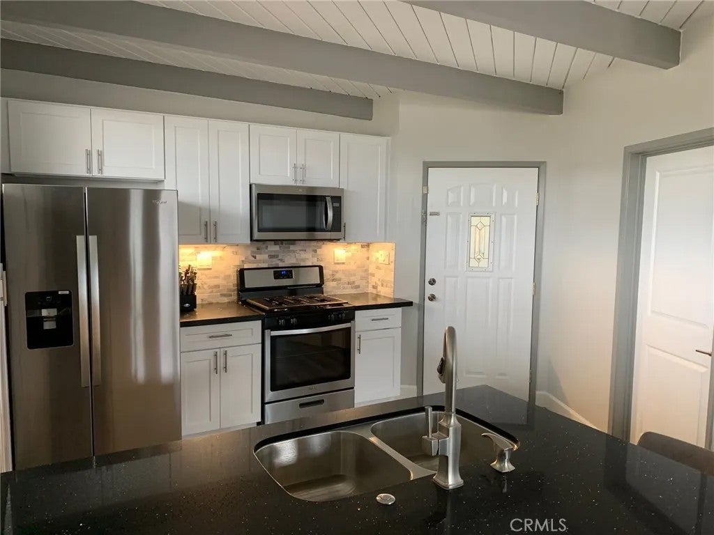 221 Avenida Rosa — photo