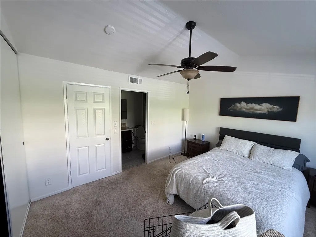21061 Jenner — photo