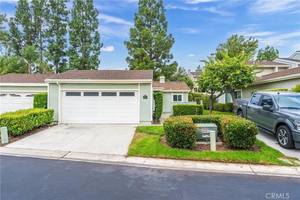 33035 Lighthouse Court — photo