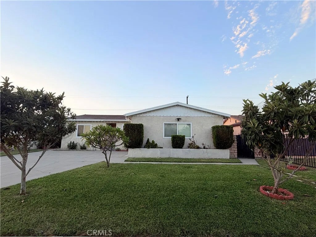 1525 W Houston — photo