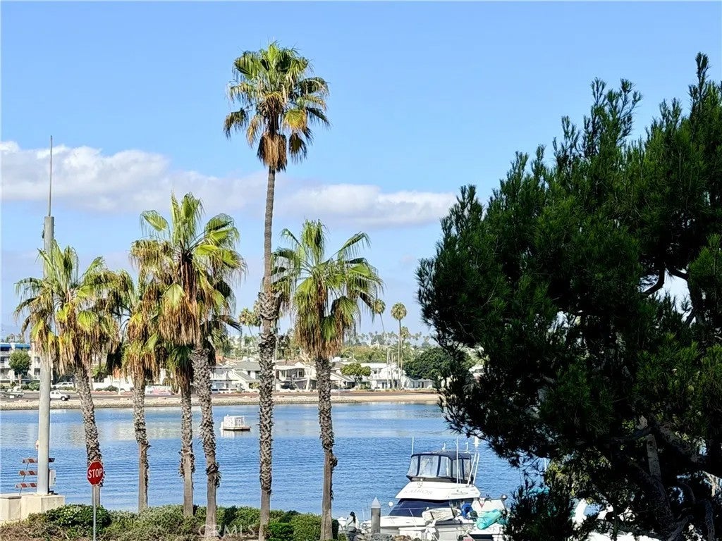 5209 Marina Pacifica — photo