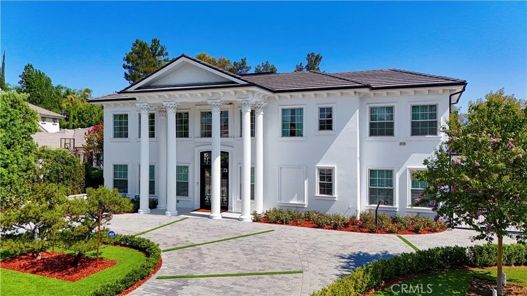 3176 Giant Forest Loop — photo