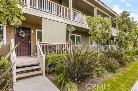 611 S La Veta Park Cir 127 — photo