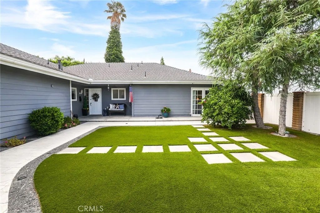 25221 Tasman Rd — photo