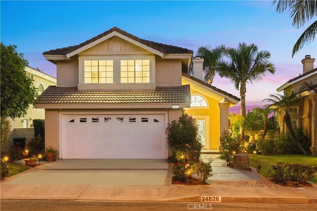 24826 Oxford — photo