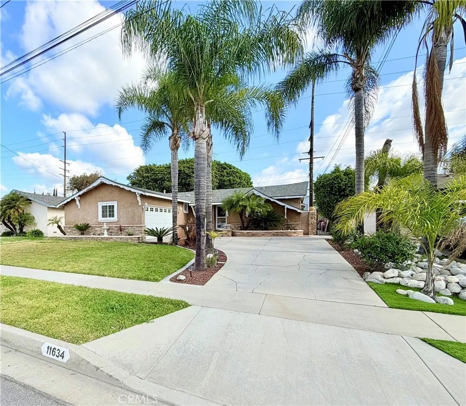 11634 Singleton Drive — photo