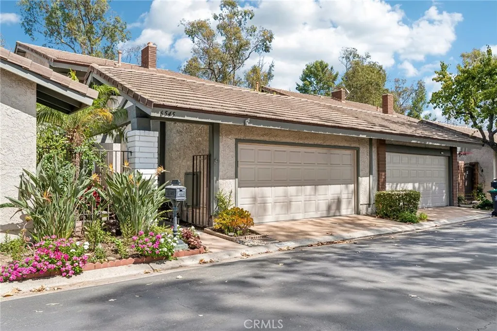 6545 E Paseo Diego — photo