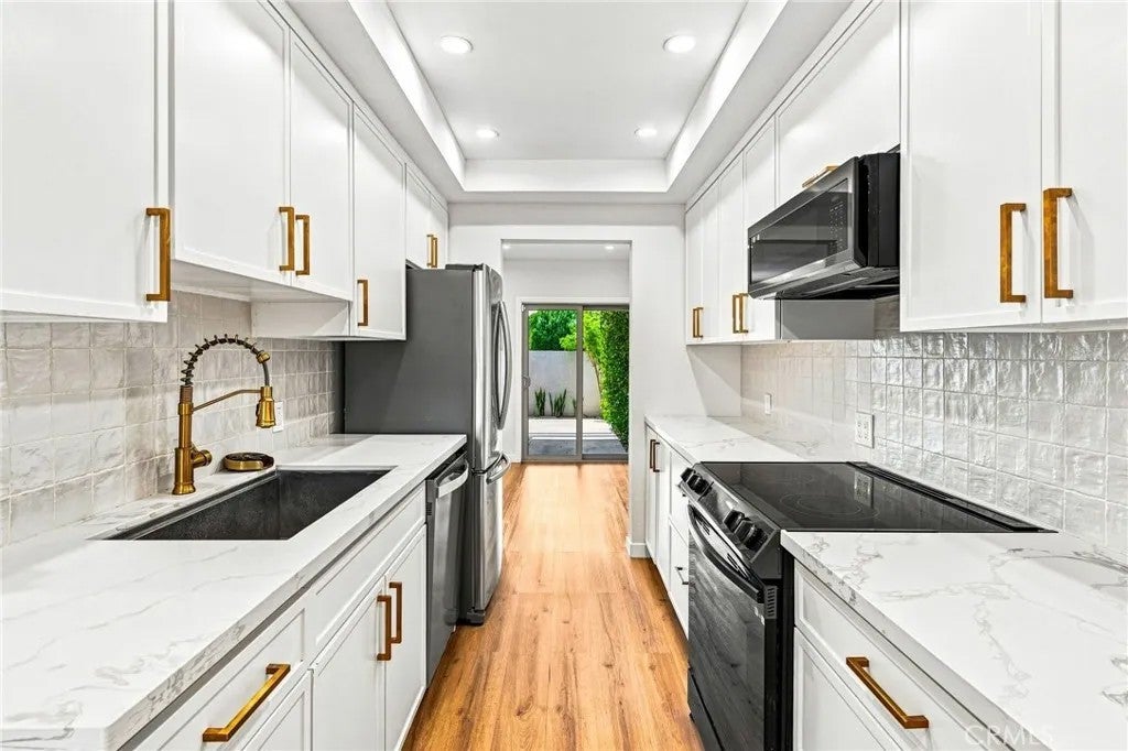 12528 Green Willow Drive — photo