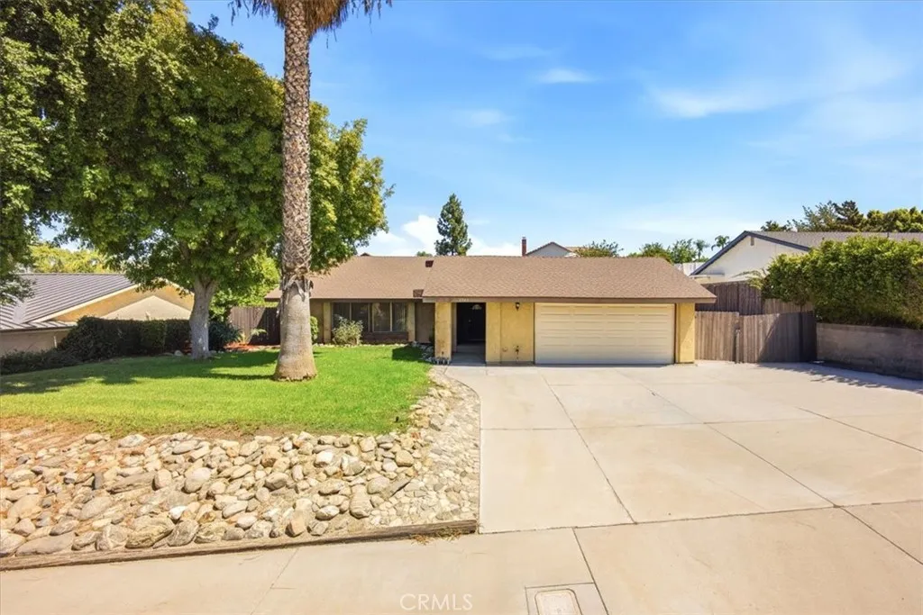 6544 Rycroft, Riverside, CA 92506 — photo 2