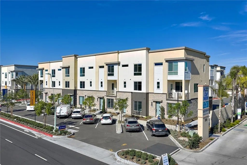 7255 Pointbreak Drive — photo
