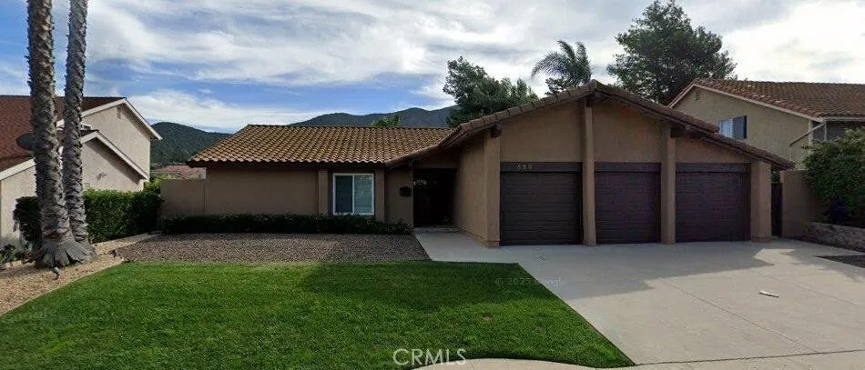 880 Tupelo Wood Court — photo